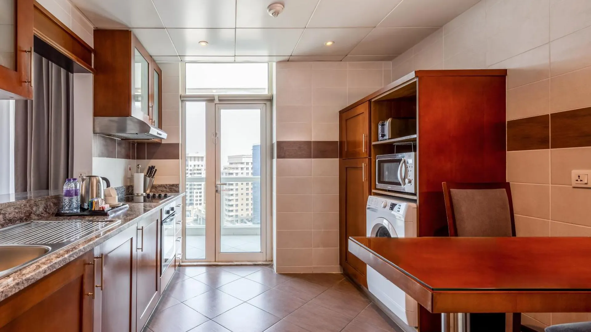 Flora Creek Deluxe Hotel Apartments, Dubai Apart Otel