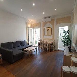 Et Renoves En 2022, Intra Muros , Avignon France