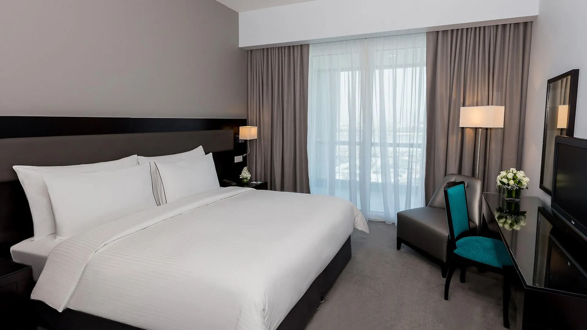 Flora Creek Deluxe Hotel Apartments, Dubai