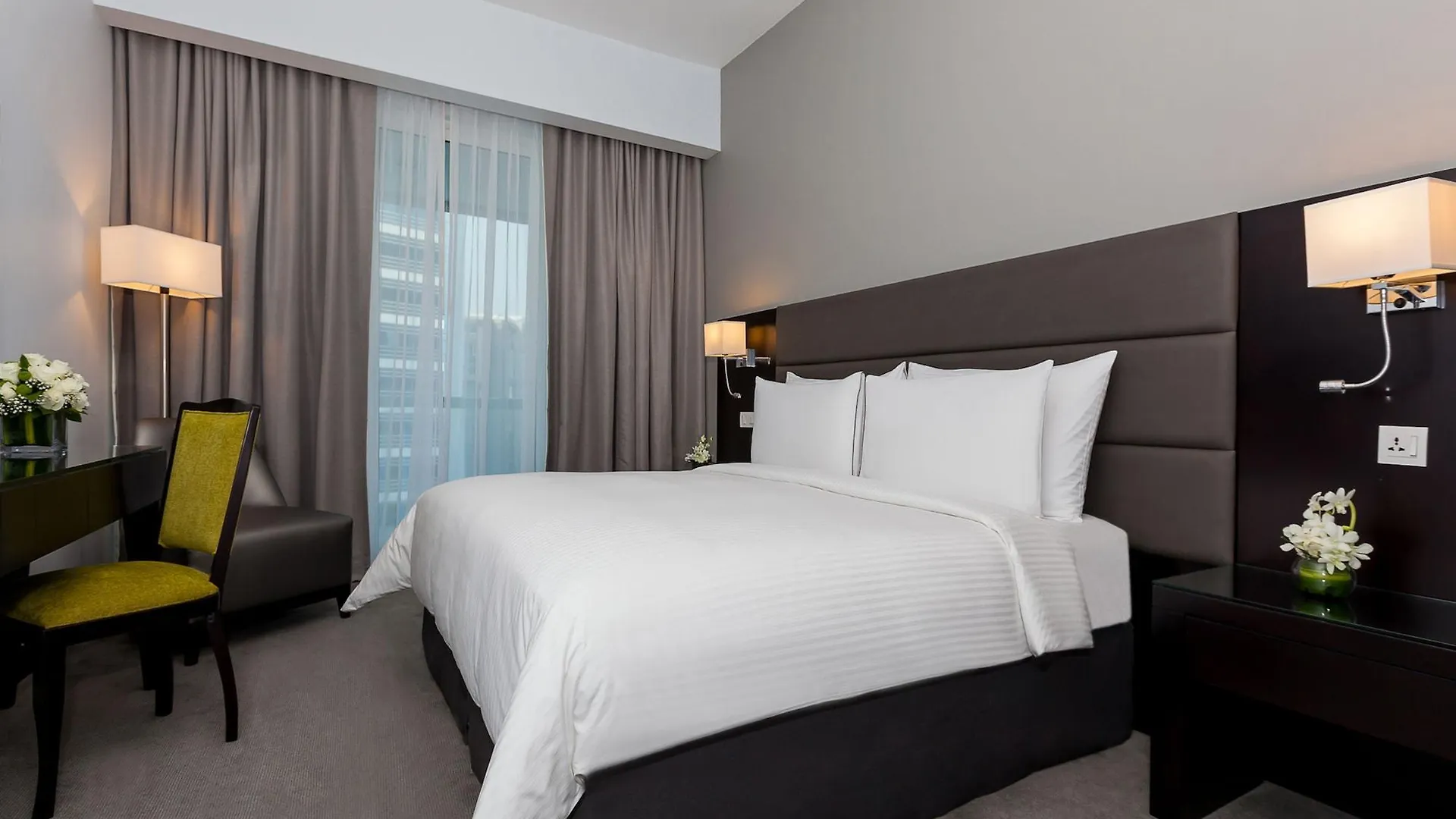 Aparthotel Flora Creek Deluxe Hotel Apartments, Dubai